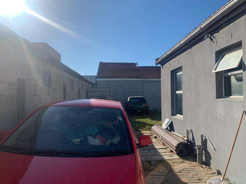 3 Bedroom Property for Sale in Silwood Heights Western Cape